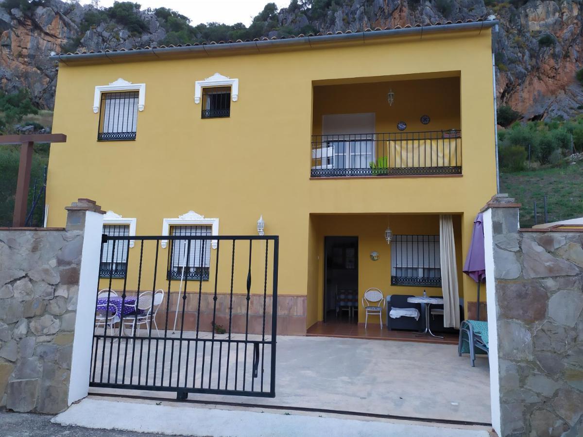 Apartamento El Serrano Benaojan Ngoại thất bức ảnh